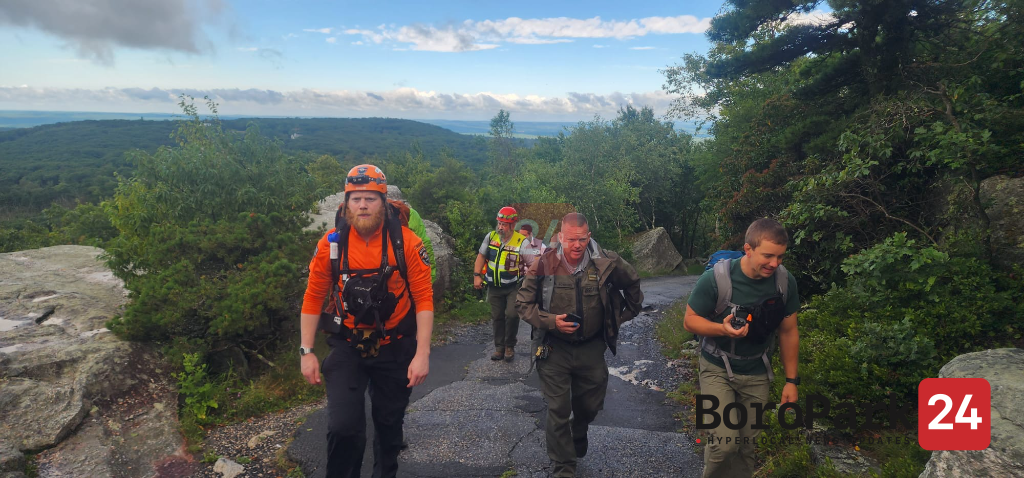 Multi-agency search-and-rescue staging area in the Catskills during the overnight search